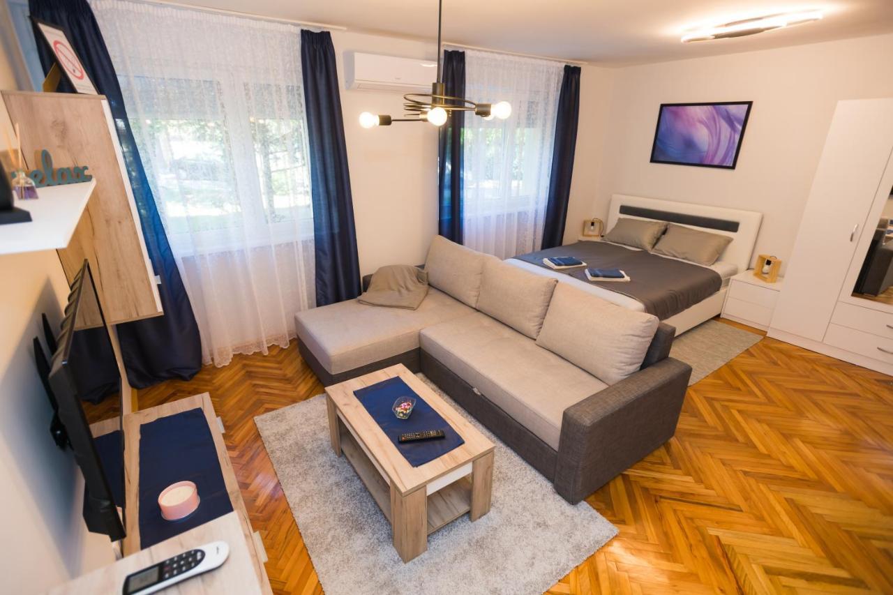 Apartman Studio Blue Subotica Eksteriør bilde